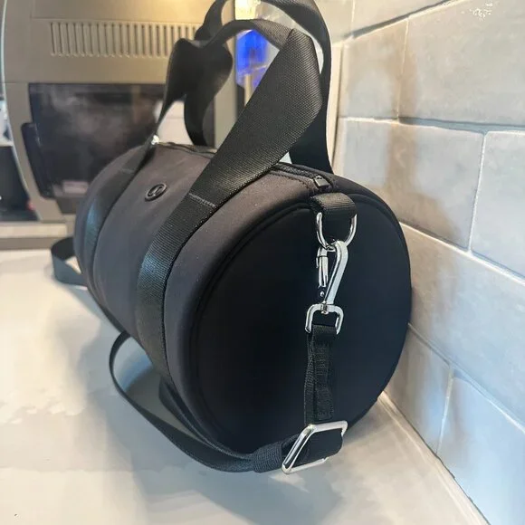 Lululemon Mini Barrel Gym Bag – Black | Crossbody + Top Handle | Excellent Condi - Picture 2 of 3